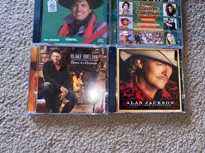Country Christmas Music George Straight, Alan Jackson, Blake Shelton and More