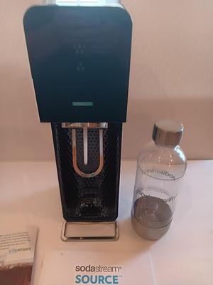 Soda stream machine with instruction manual and original box - like new!