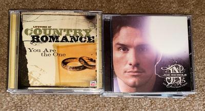 Excellent music on cd - Blake Shelton - Kenny Chesney - Dirks Bently - and more!