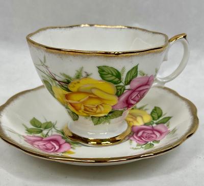 Teacup & Saucer Imperial Fine Bone China made in England Roses Yellow & Pink