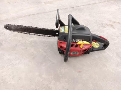 Homelite Ranger Chain saw - Power stroke 33 cc Engine with gas can