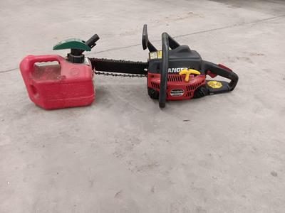 Homelite Ranger Chain saw - Power stroke 33 cc Engine with gas can