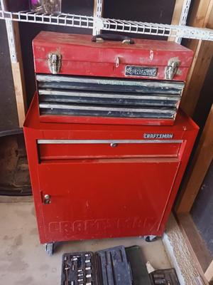 2 PIECE HUSKY AND CRAFTSMAN TOOL CHEST