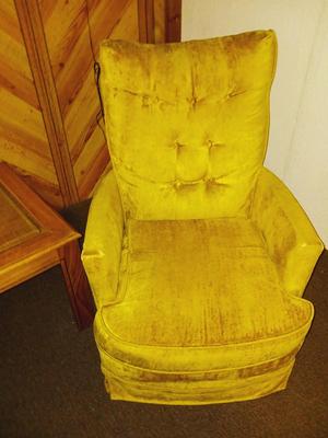 MUSTARD YELLOW CRUSHED VELVET CHAIR