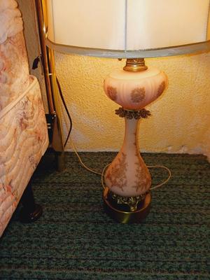 VINTAGE PINK GLASS TABLE LAMP