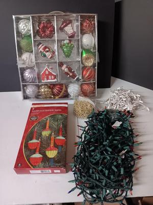 Neat Christmas Ornaments - Bubble Lights - and Christmas lights