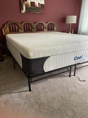 KING SIZE BED WITH HEADBOARD