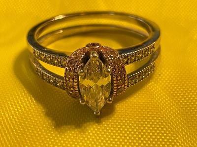 Ladies Sterling Silver CZ Ring Size 11-3/4 in VG Preowned Condition as Pictured.