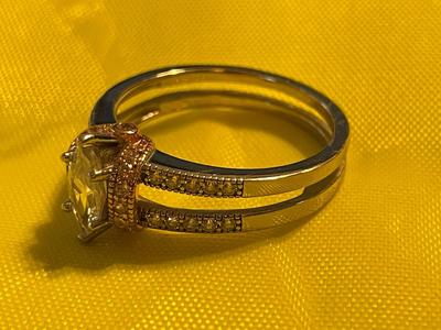 Ladies Sterling Silver CZ Ring Size 11-3/4 in VG Preowned Condition as Pictured.