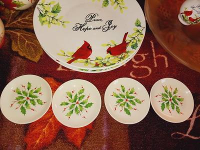 CHRISTMAS DINNERWARE AND A GLASS SHALLOW BOWL