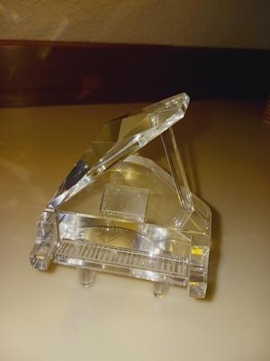 3 SHANNON CRYSTAL COLLECTIBLES