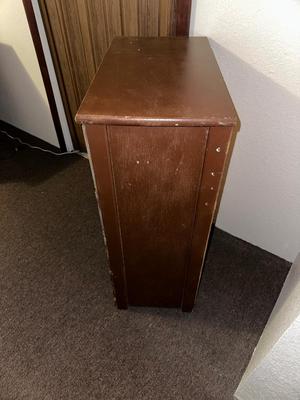 4 DRAWER DRESSER AND CHAIR