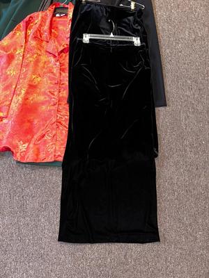 WOMENS CLOTHING AND COAT