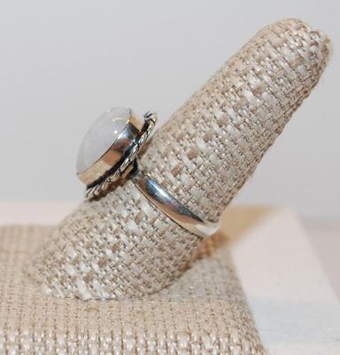 Size 9¼ Teardrop Shaped Gray Moonstone Style Ring (5.2g)