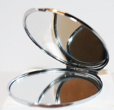 "Hello Beautiful" Mirror Case 3" Diameter