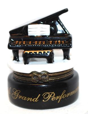 Petite "A Grand Performance" Black & White Piano Trinket Box 2 ¼" H x 1 ¼" Diam.