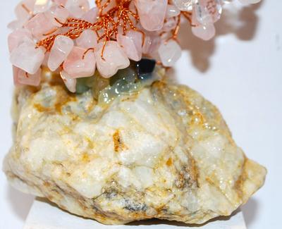 Beautiful All Pink Quartz Stones Jewelry Bead Tree with Copper Wire 6" H
