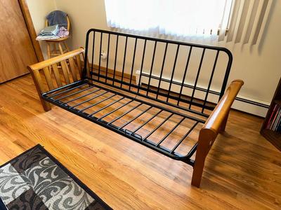 NICE LOOKING FUTON