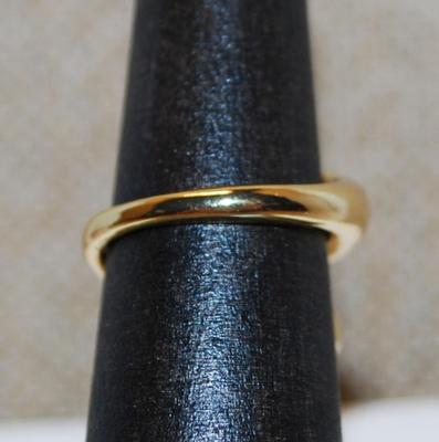 Size 5¼ All Gold Tone Ring in an Open Wrap-Around Style (4.0g)