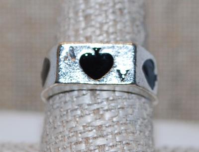Size 9 All Silver Tone "Clubs" Ring (5.6g)