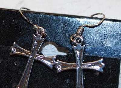 Pair of Silver Tone Cross Earrings 1