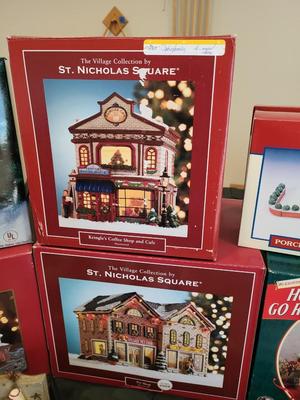 CHRISTMAS VILLAGE BUILDINGS AND ACCESSORIES
