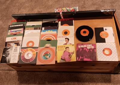 MUSIC YOU'LL KNOW ON 45'S VINYL