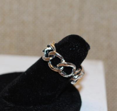 Size 7 All Silver Tone "Chain Link" Ring OPEN BAND (3.2g)
