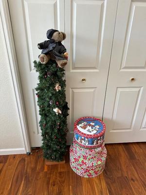 LIGHTED CHRISTMAS TREE AND CHRISTMAS THEMED STORAGE BOXES
