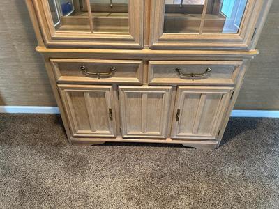 STANLEY FURNITURE LIGHTED CHINA CABINET