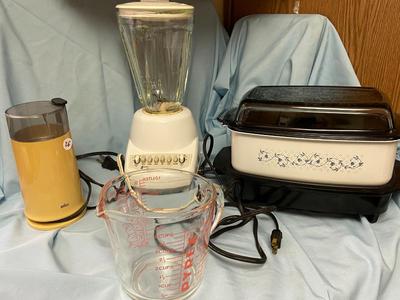 Assorted Vintage Kitchen Appliances and Pyrex Measuring Cup