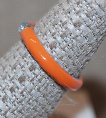 Size 7 Bright Orange Enamel Style Ring with Single Round Stone (2.3g)