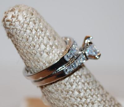 Size 7 Set of 2 Rings Wedding/Engagement Style on Silver Tone Bands (6.5g)
