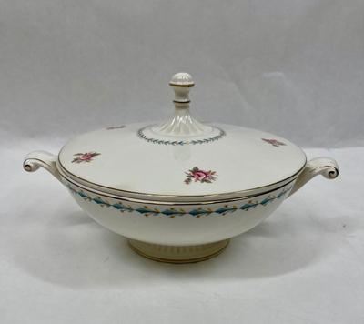 Vintage Mid Century Harmony House “Mount Vernon” covered casserole serving dish or tureen