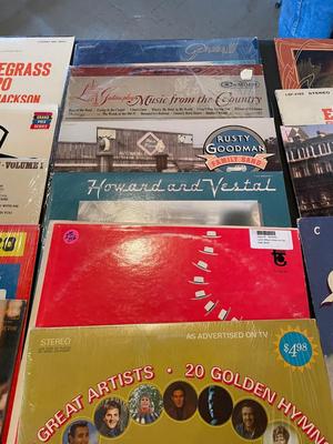 WIDE VARIETY OF MUSIC ON VINYL RECORDS