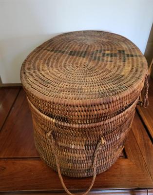 LARGE VINTAGE ASIAN HAND WOVEN BASKET WITH LID