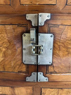 AN AMAZING KOREAN BANDAJI CHEST