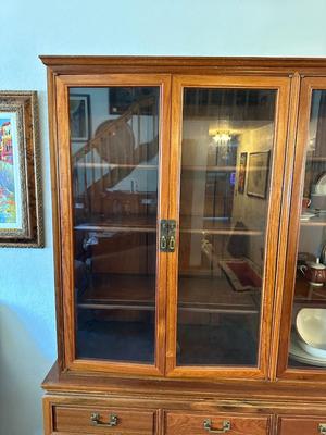 LIGHTED, 2 TONE SOLID WOOD, HIGH END DISPLAY CABINET WITH BRASS HARDWARE