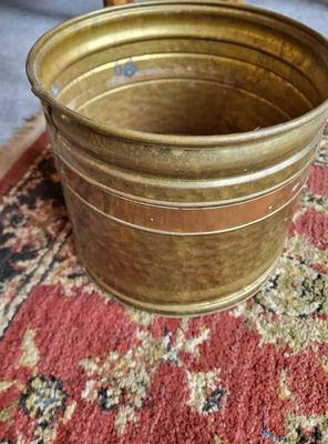 THROW RUG AND A BRASS POT