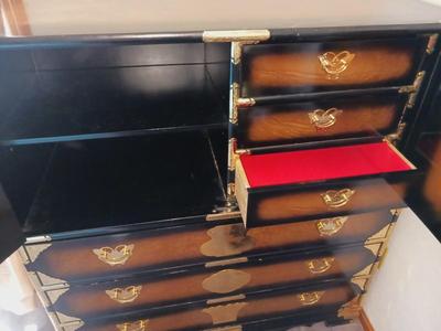 GORGEOUS KOREAN TANSU-STYLE CHINOISERIE CHEST OF DRAWERS W/BUTTERFLY HARDWARE