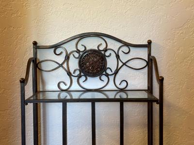 FOLDING METAL SHELF WITH GLASS SHELVES