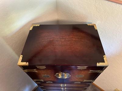 KOREAN TANSU-STYLE CHINOISERIE NARROW CHEST