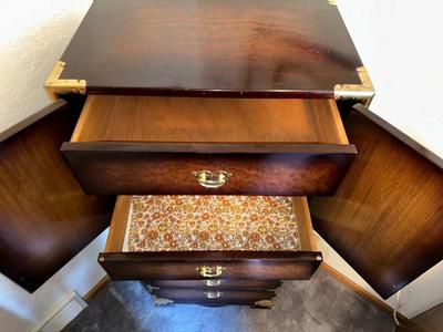 KOREAN TANSU-STYLE CHINOISERIE NARROW CHEST