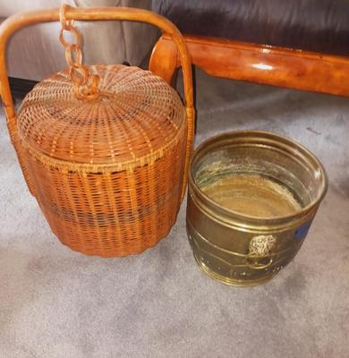 WICKER AND BAMBOO BASKET AND A BRASS POT W/LION HEAD HANDLES