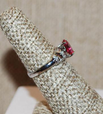 Size 6 Red/Pink Oval 4 Prong Stone Ring with Side Accents on a .925 Silver Band (2.1g)