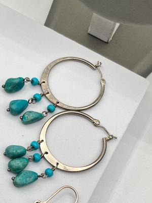 LOT 305J: Silvertone and Turquoise Colored Jewelry Collection