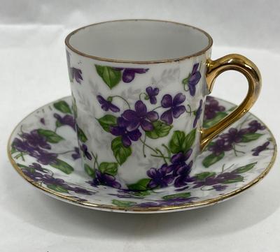 Vintage Demitasse Teacup & Saucer Purple Violets with Gold trim Inarco Japan