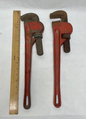 Pipe Wrench Pair