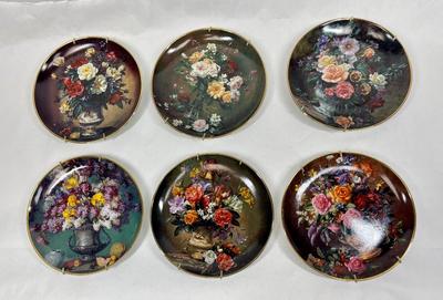 Decorative Collector Plate Set of 8 - Majestic Bouquet Franklin Mint Heirloom