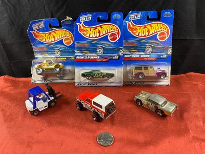 6 Vintage Hot Wheels